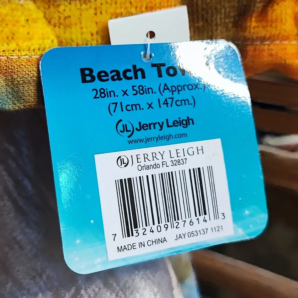 Officially Licensed Disney Sunset Beach Towel & Non Spill Cup Jerry Leigh NWT